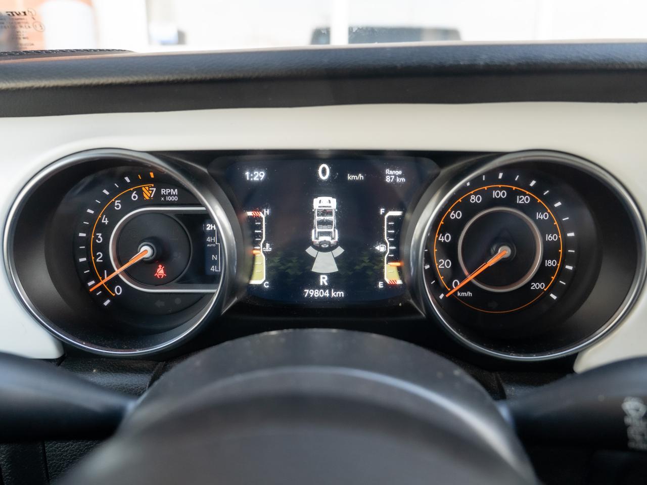 2021 Jeep Wrangler Unlimited Islander - Photo #12
