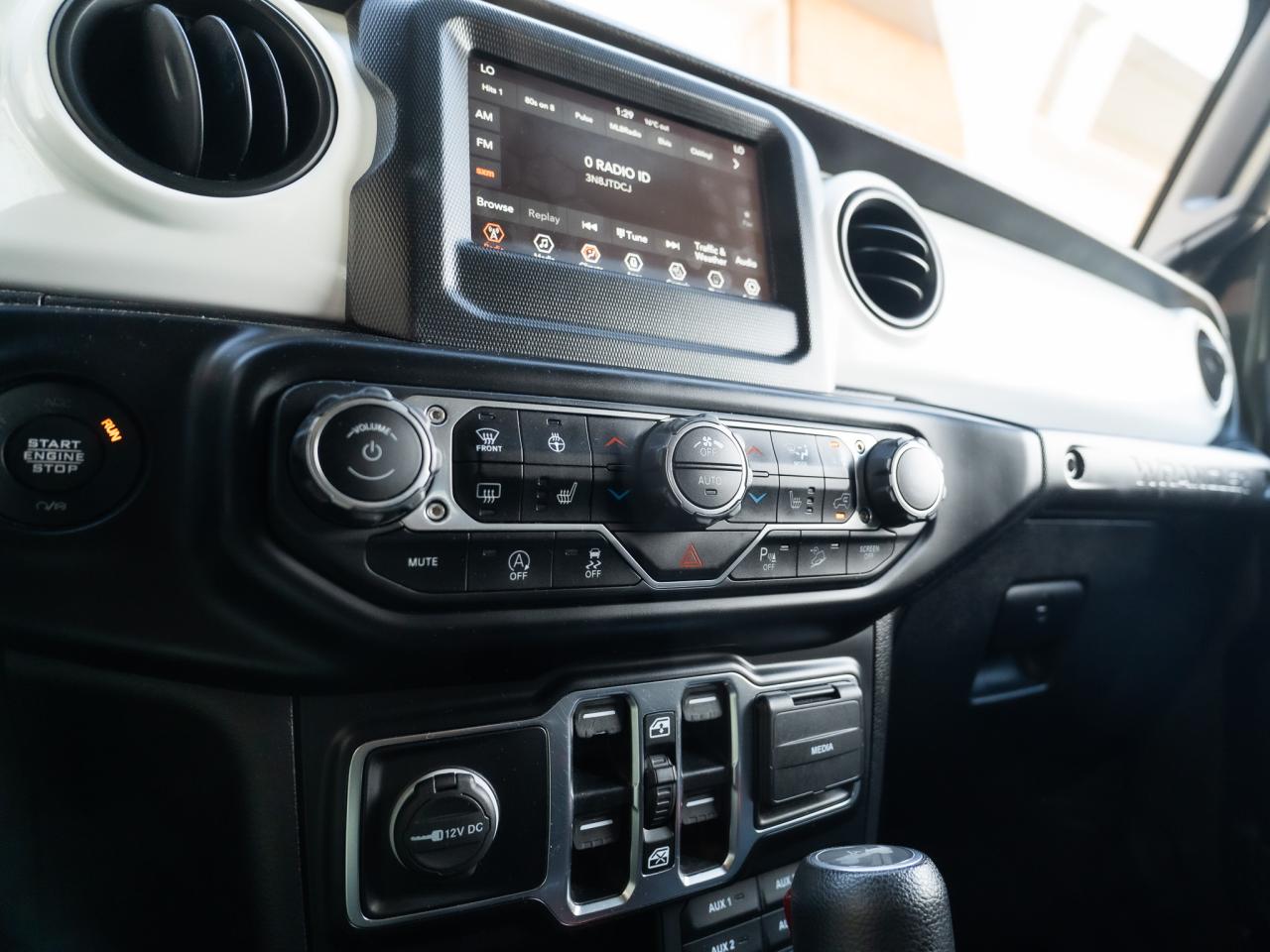 2021 Jeep Wrangler Unlimited Islander - Photo #14