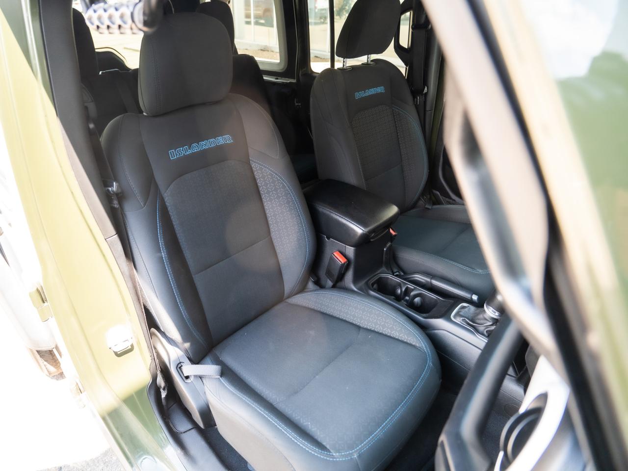 2021 Jeep Wrangler Unlimited Islander - Photo #17