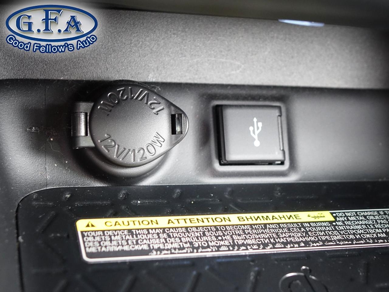 2021 Toyota RAV4 XSE MODEL, HYBRID, AWD, LEATHER SEATS,PANORAMIC RO Photo18