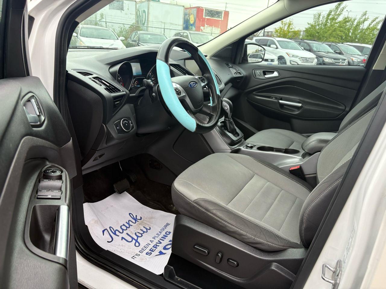 2015 Ford Escape SE - Photo #8