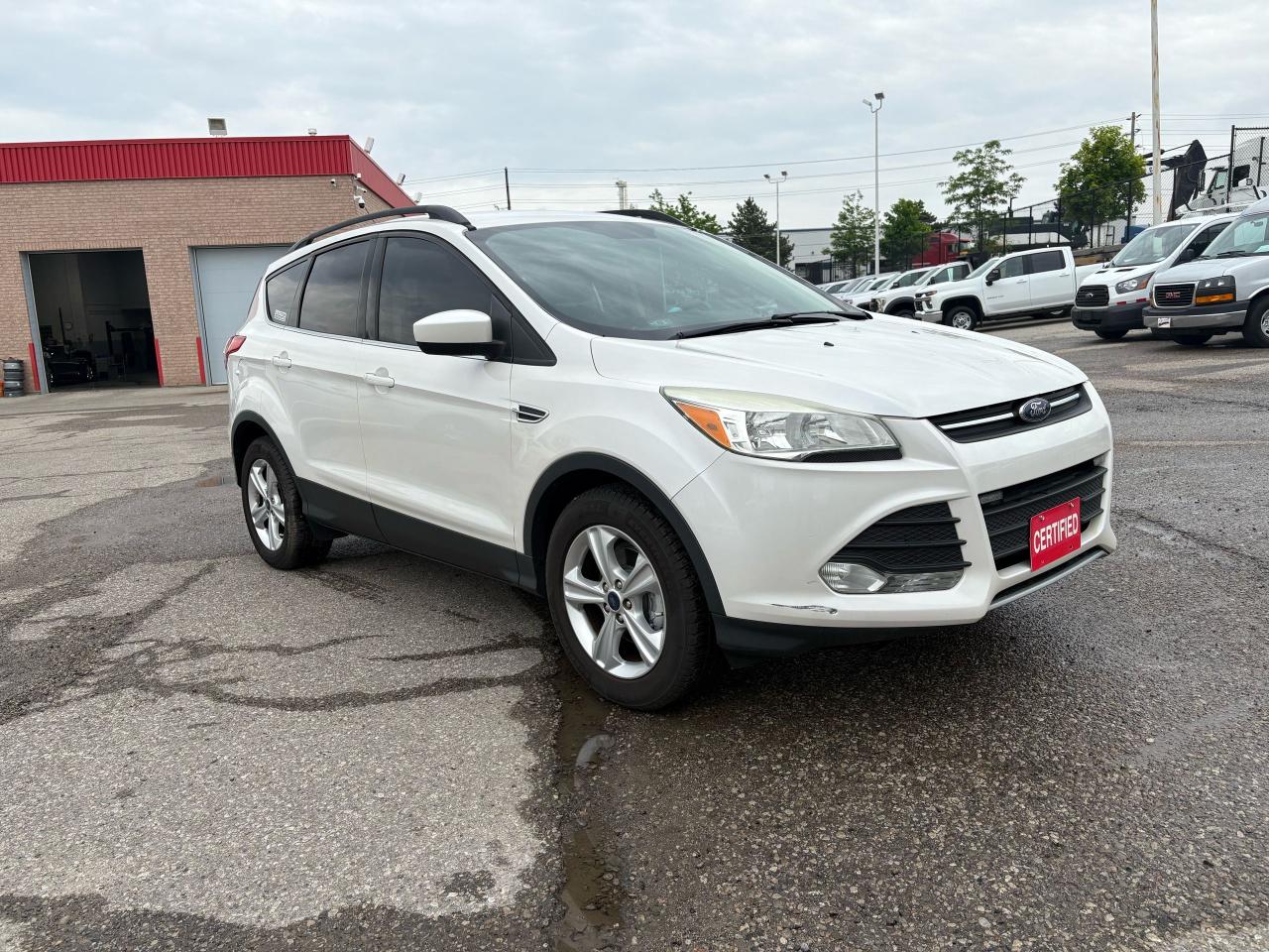 2015 Ford Escape SE - Photo #3