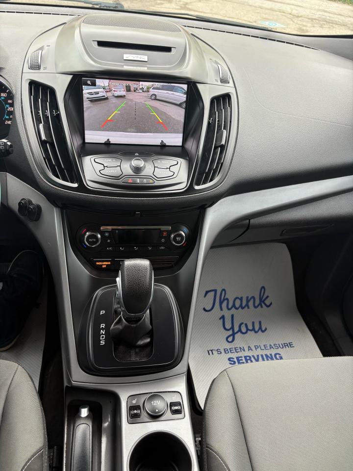2015 Ford Escape SE - Photo #13