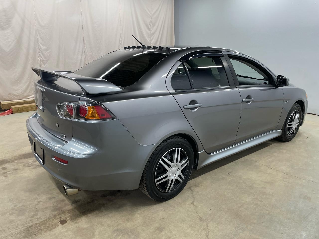 2017 Mitsubishi Lancer SE AWC Photo26