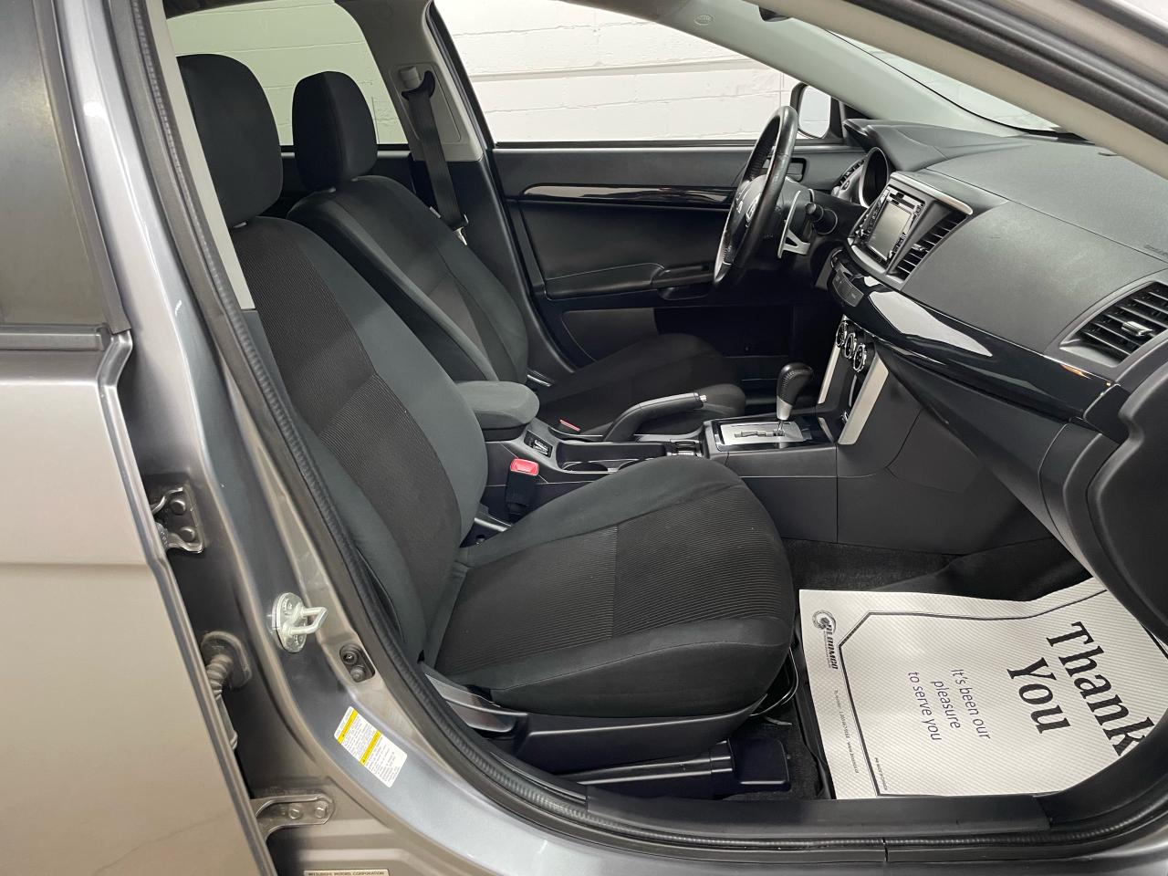 2017 Mitsubishi Lancer SE AWC Photo30