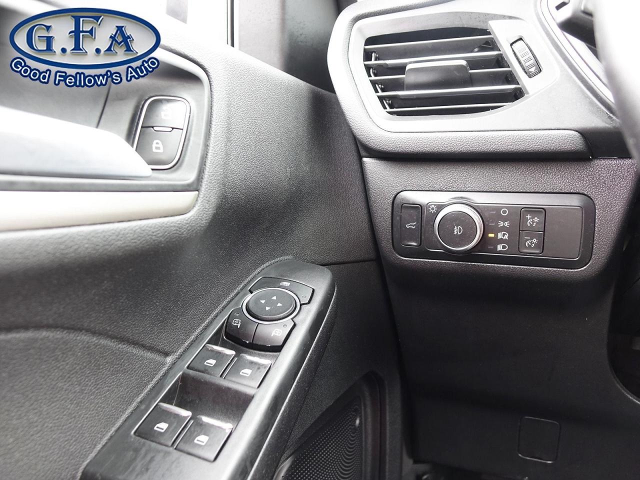 2022 Ford Escape SEL MODEL, AWD, LEATHER SEATS, PANORAMIC ROOF, NAV - Photo #17