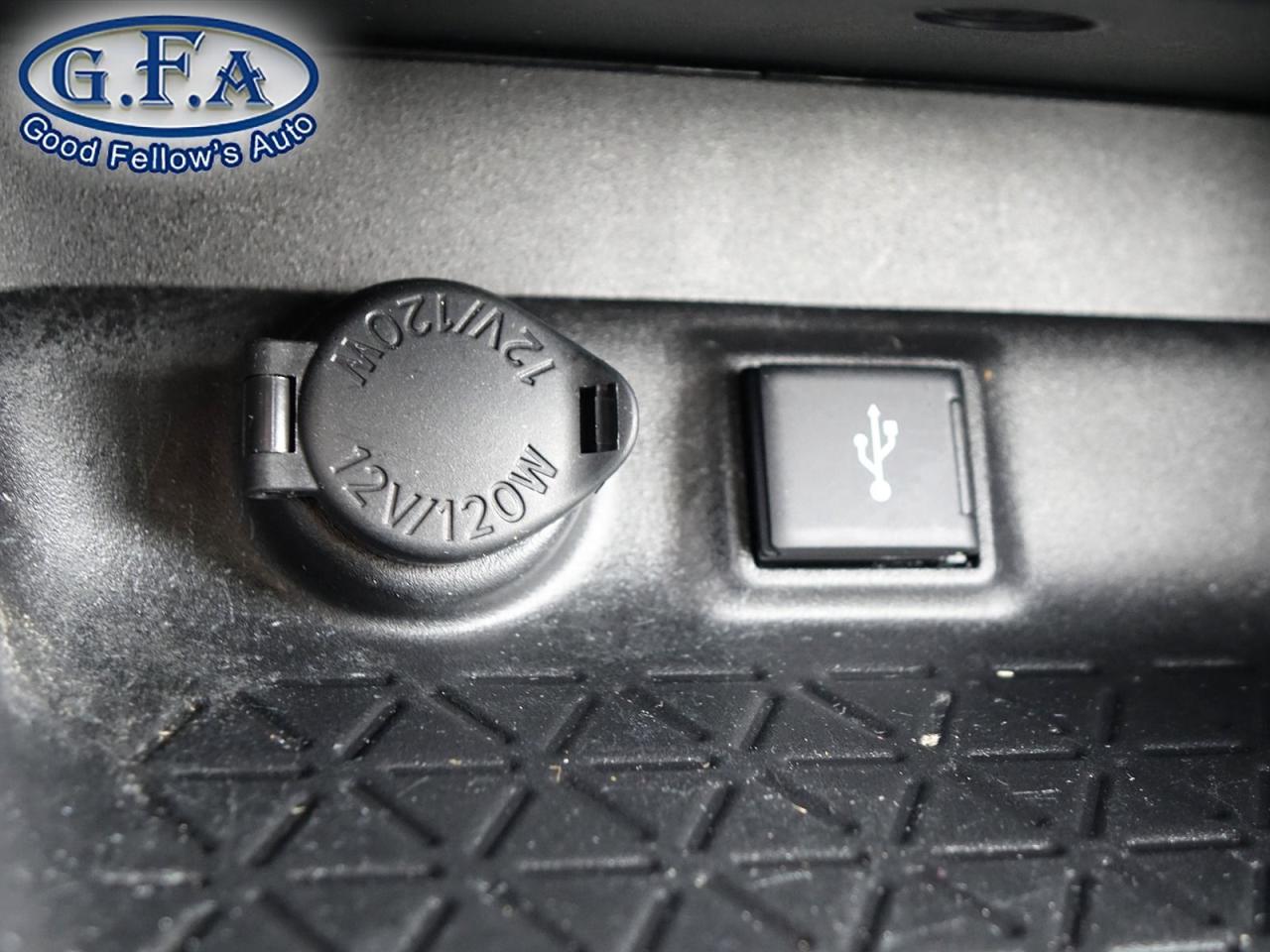 2020 Toyota RAV4 LE MODEL, HYBRID, AWD, HEATED SEATS, ALLOY WHEELS, - Photo #16