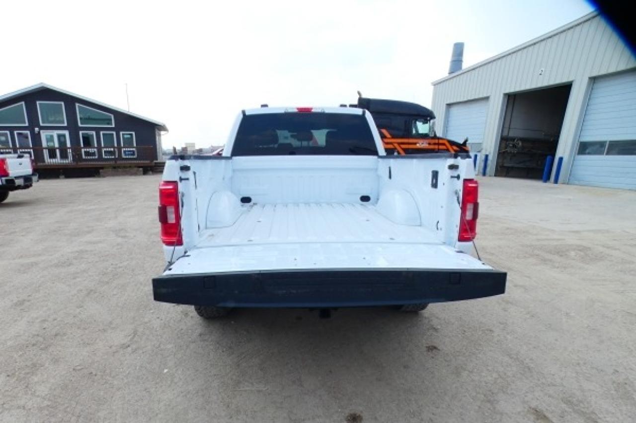 2022 Ford F-150 XLT w/Power cloth seats, NAV, BUC - Photo #16