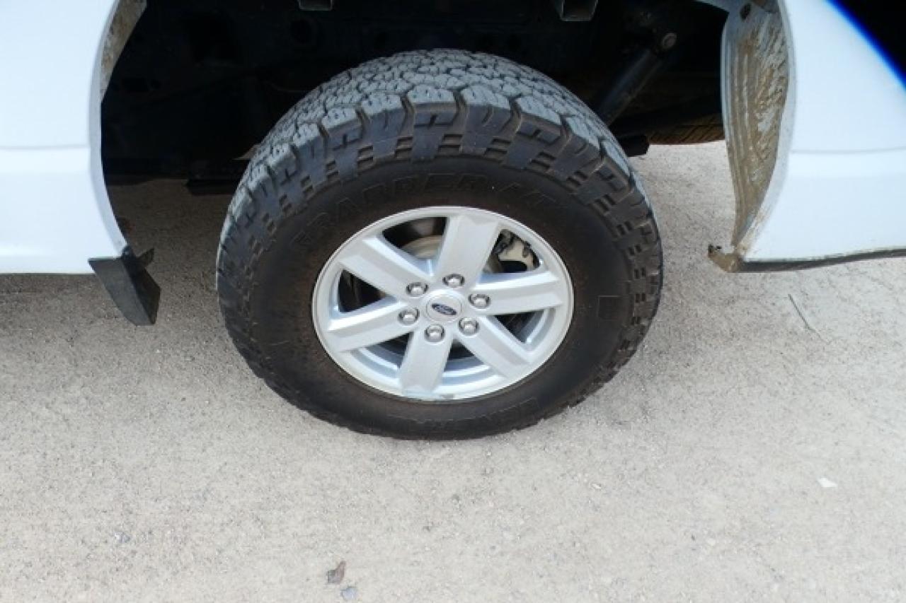 2022 Ford F-150 XLT w/Power cloth seats, NAV, BUC - Photo #17