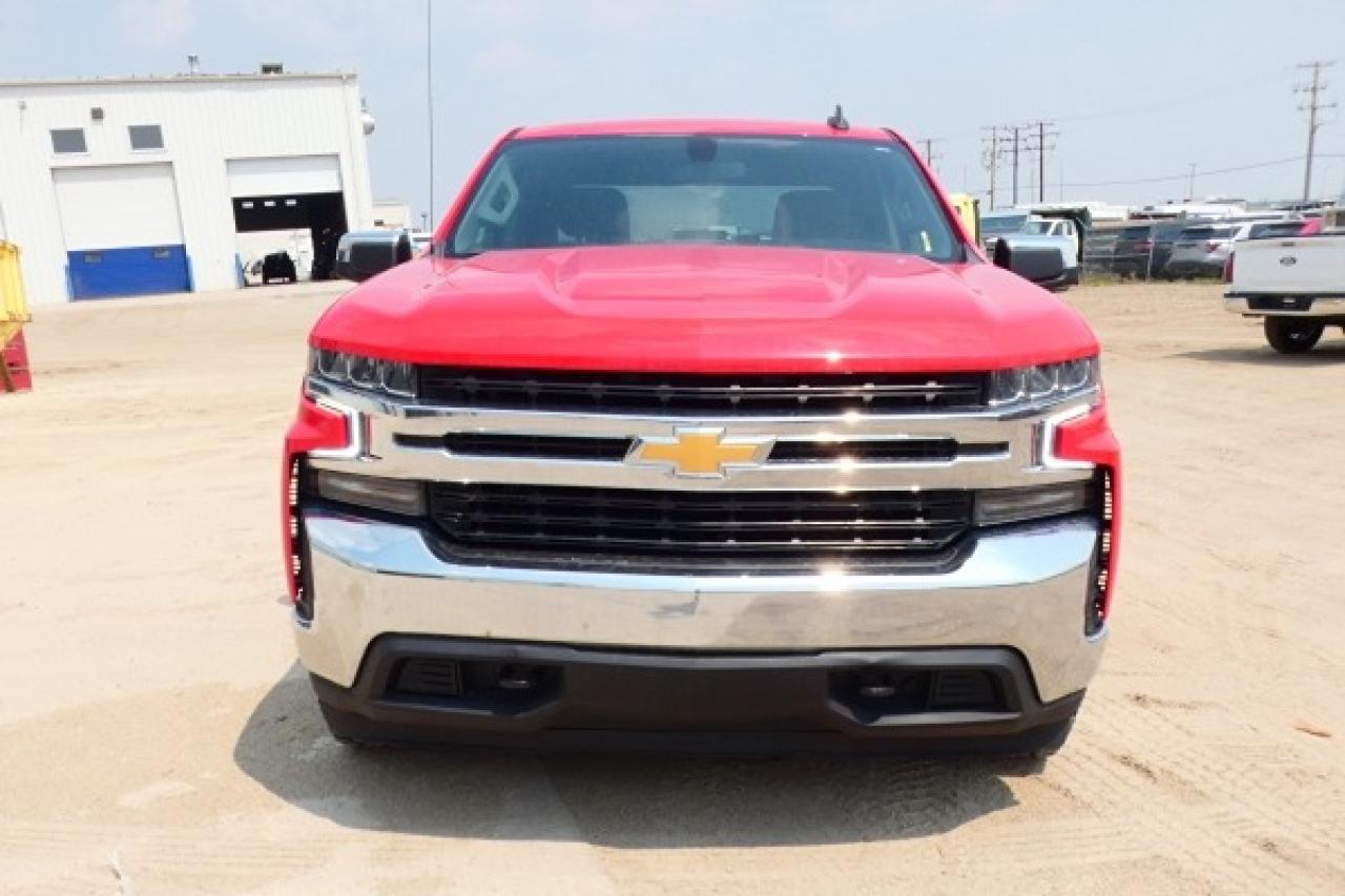 2021 Chevrolet Silverado 1500 LT 4WD Crew Cab w/Htd cloth seats, BUC - Photo #3