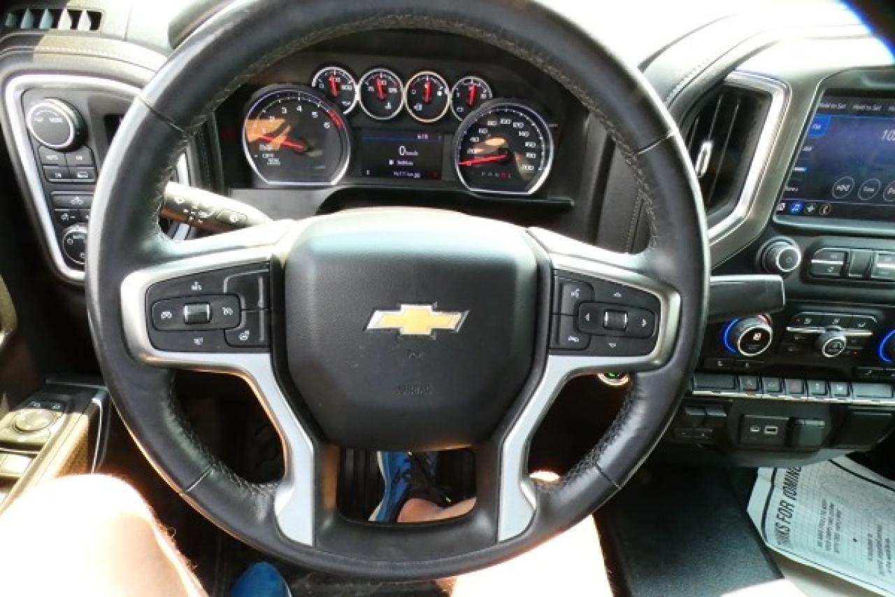 2021 Chevrolet Silverado 1500 LT 4WD Crew Cab w/Htd cloth seats, BUC - Photo #12