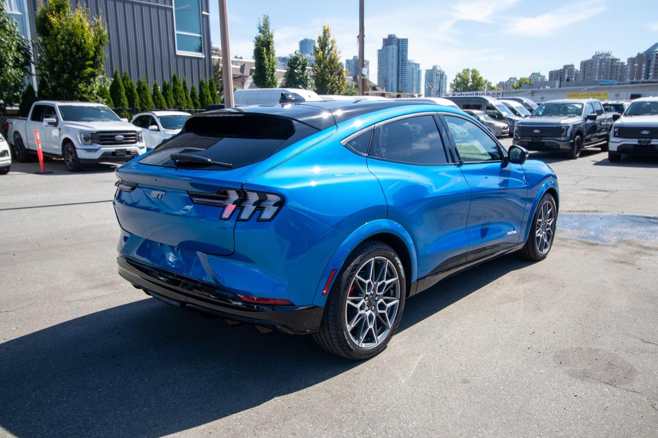 2025 Ford Mustang Mach-E GT AWD Photo5