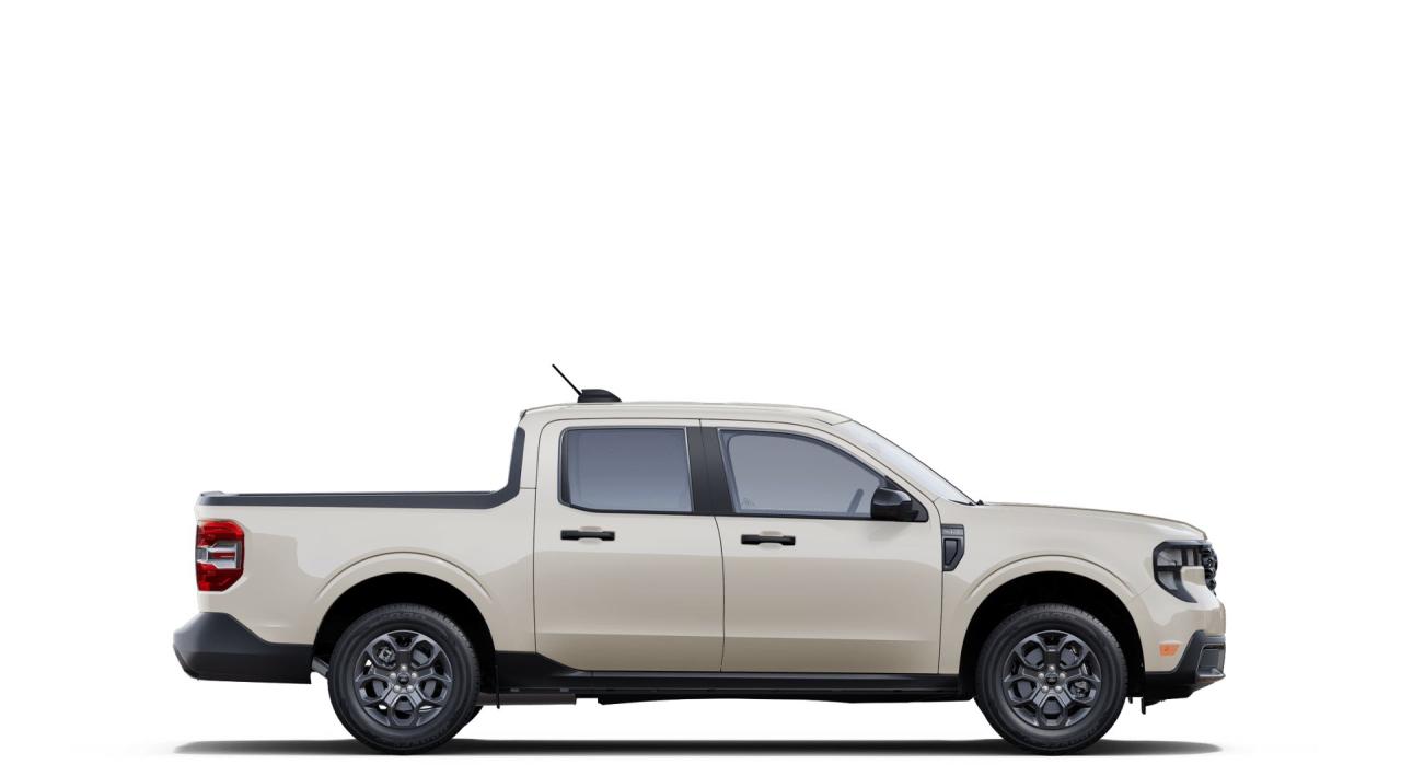 2025 Ford Maverick XLT AWD SuperCrew Photo5