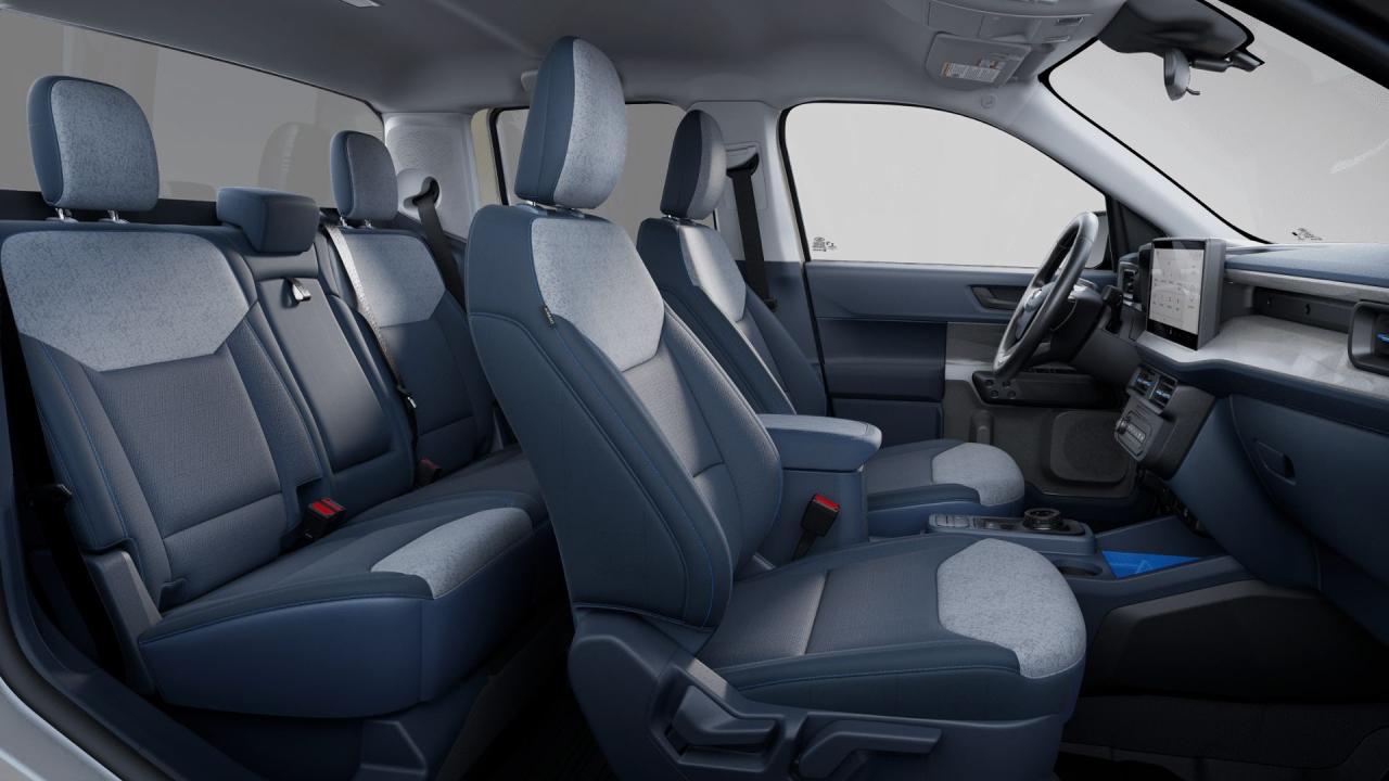 2025 Ford Maverick XLT AWD SuperCrew Photo5