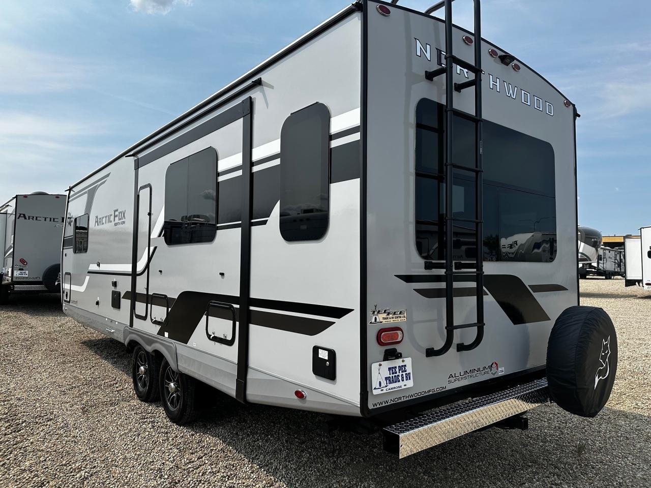 2025 Arctic Fox North Fork 25Y 