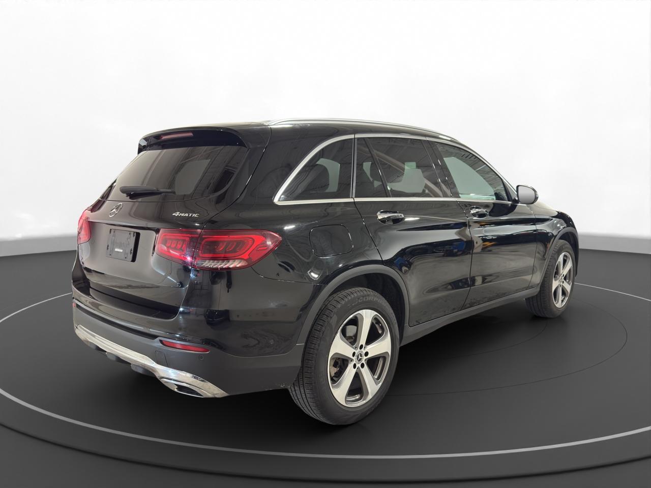 2021 Mercedes-Benz GLC 300 GLC 300 - Photo #7