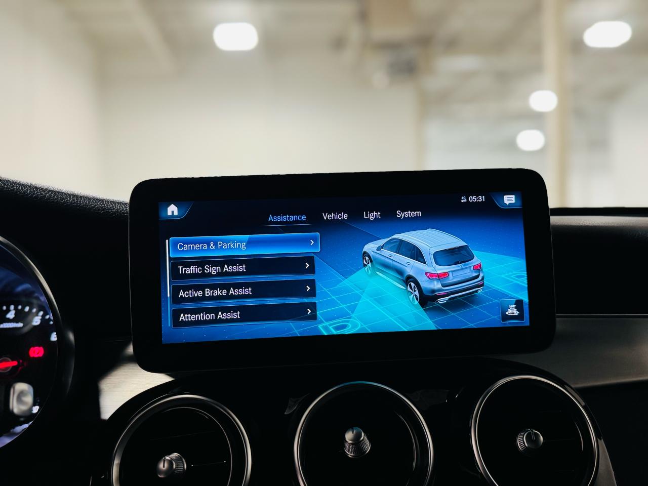 2021 Mercedes-Benz GLC 300 GLC 300 - Photo #21