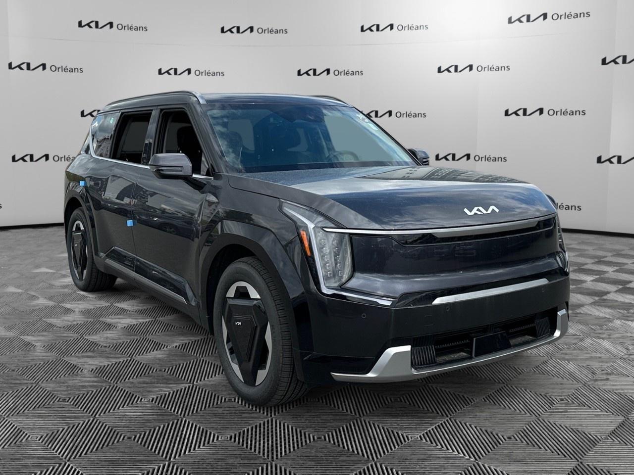 2026 Kia EV9 Land w/Plus Package AWD Photo2