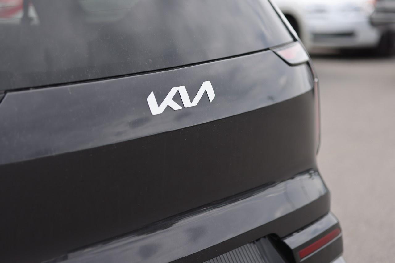 2026 Kia EV9 Land w/Plus Package AWD Photo