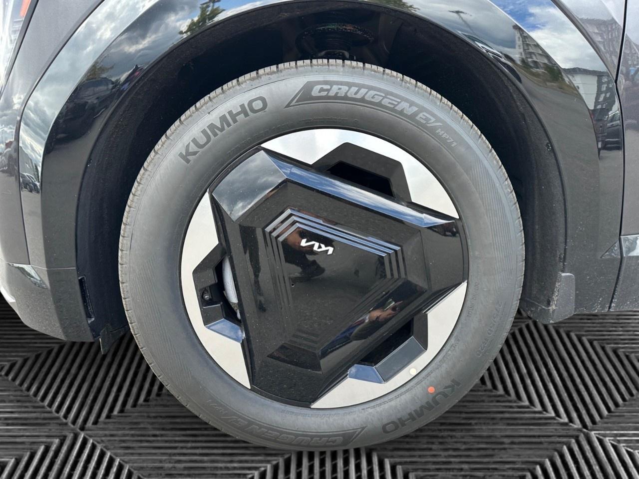 2026 Kia EV9 Land w/Plus Package AWD Photo