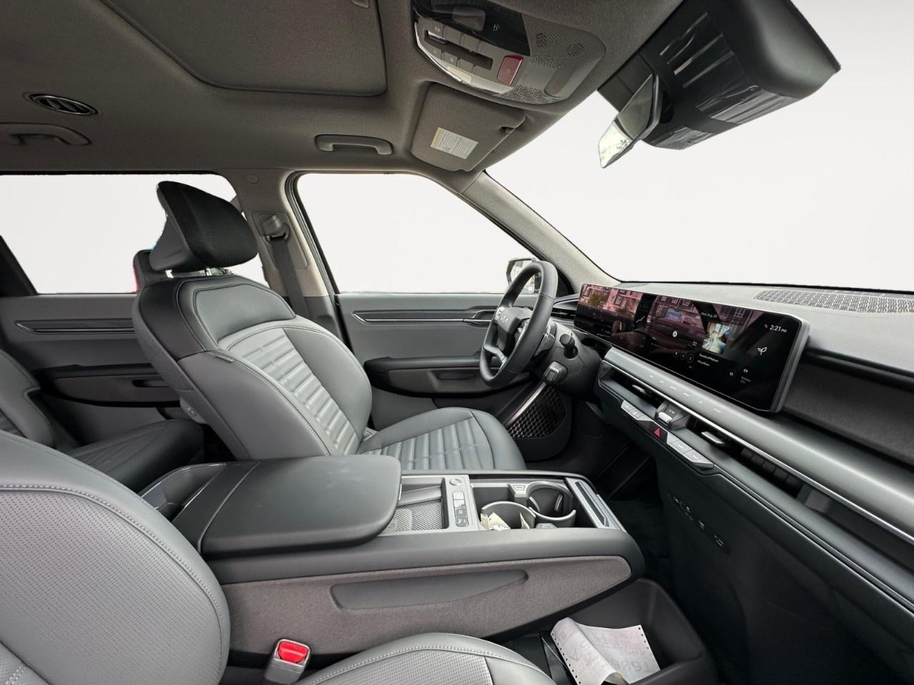 2026 Kia EV9 Land w/Plus Package AWD Photo