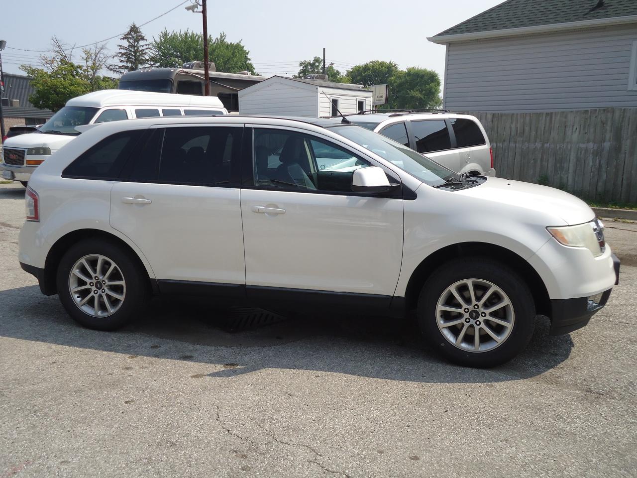 2010 Ford Edge 4DR SEL FWD - Photo #3