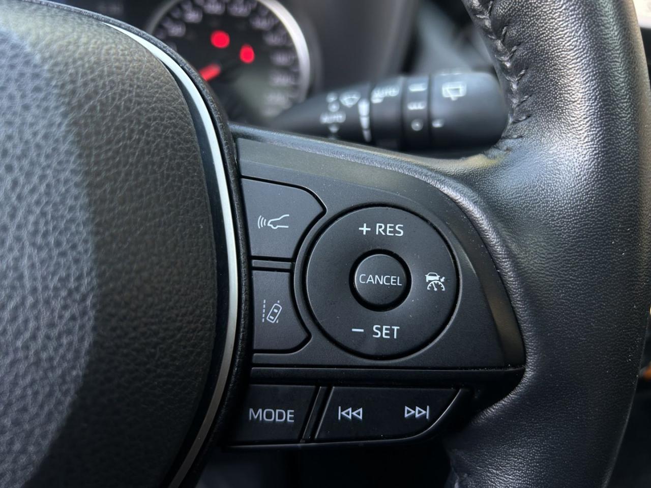 12609472