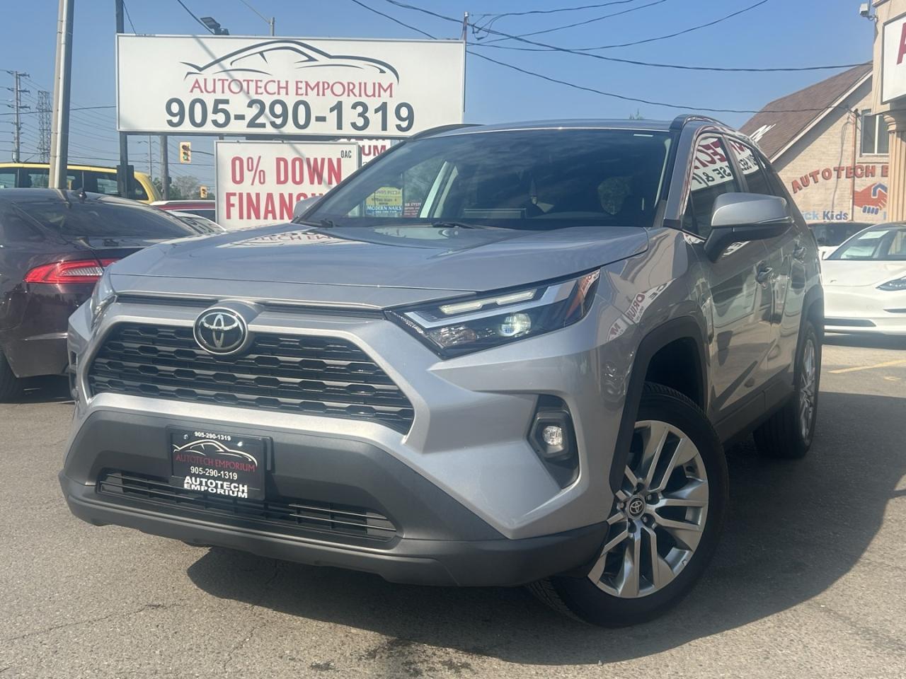 Used 2022 Toyota RAV4 XLE AWD / Leather / Sunroof / Push Start/Extra set of tires for sale in Mississauga, ON