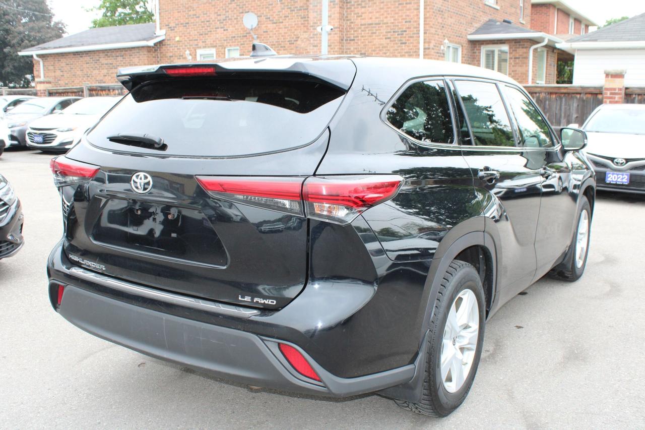2021 Toyota Highlander LE AWD - Photo #4