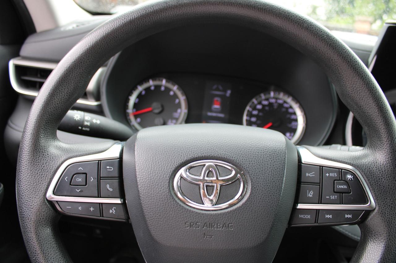 2021 Toyota Highlander LE AWD - Photo #11