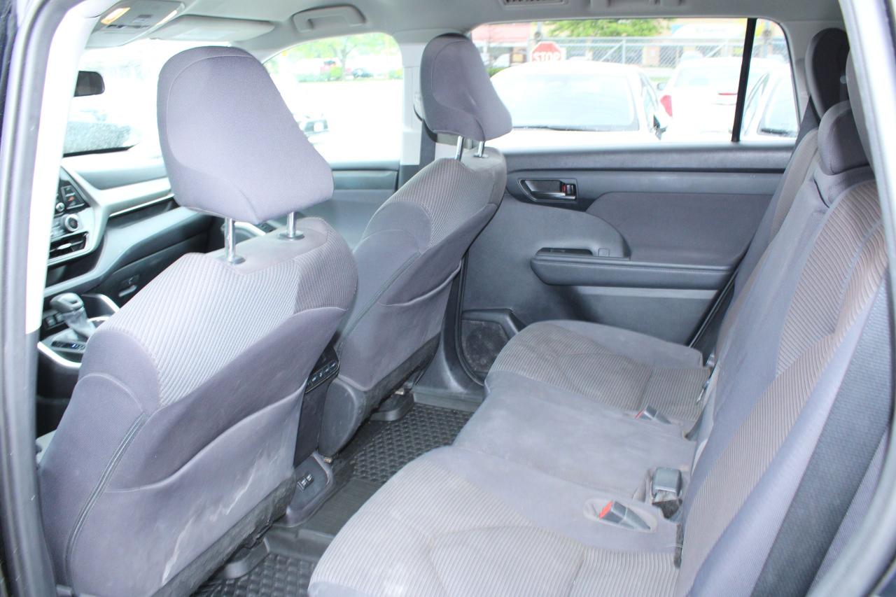 2021 Toyota Highlander LE AWD - Photo #13