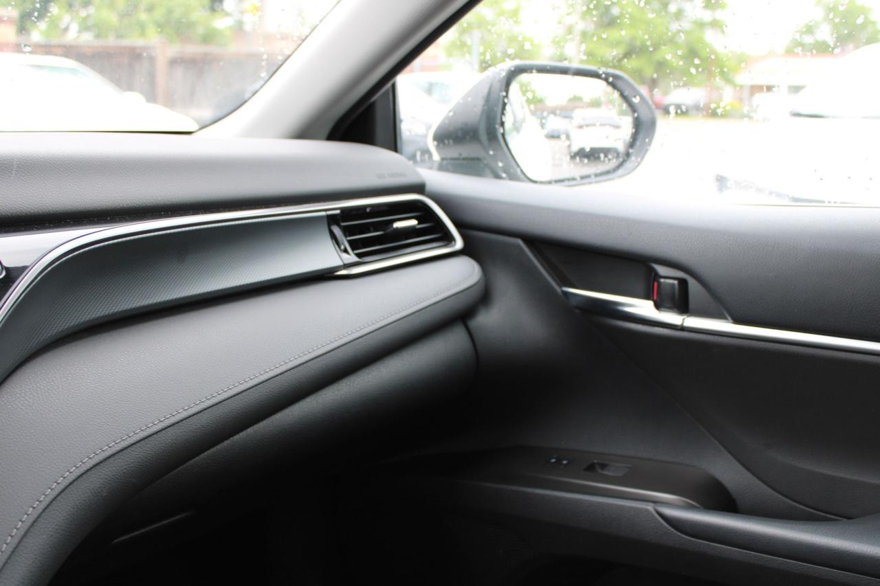 2023 Toyota Camry HYBRID LE - Photo #6