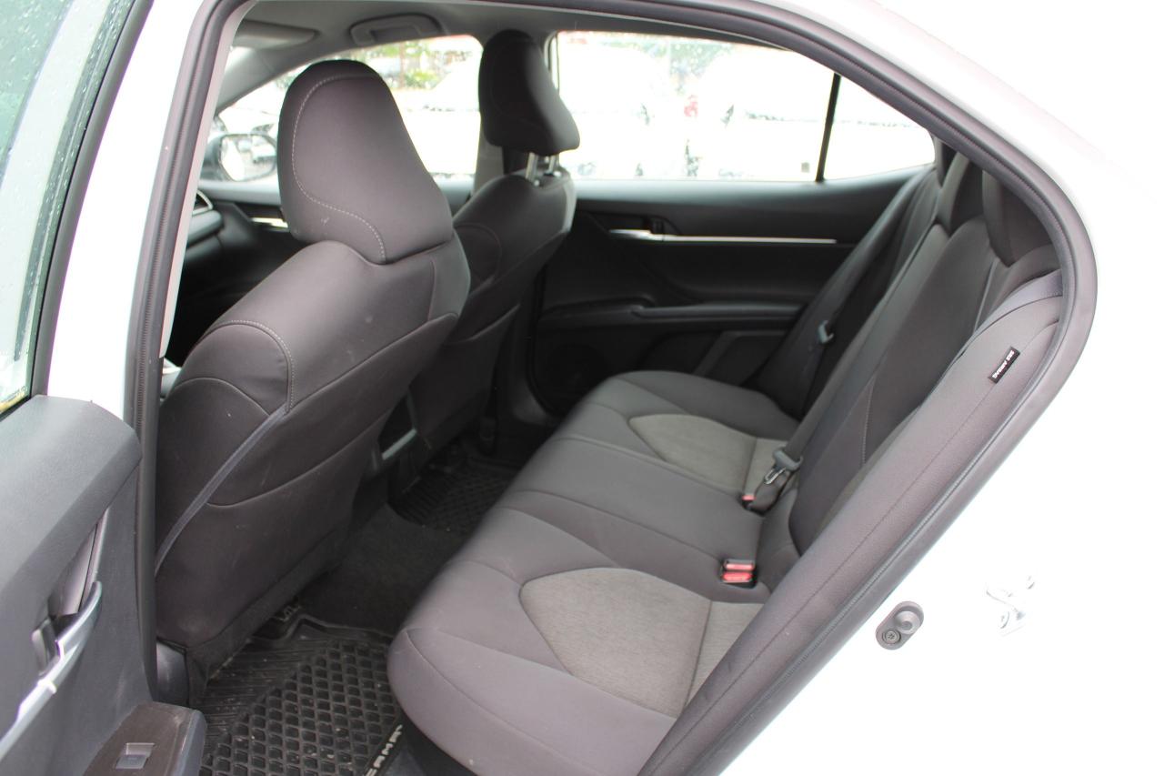2023 Toyota Camry HYBRID LE - Photo #7