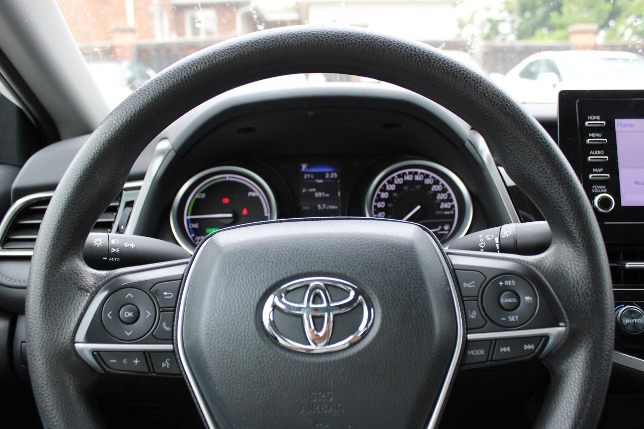 2023 Toyota Camry HYBRID LE - Photo #13