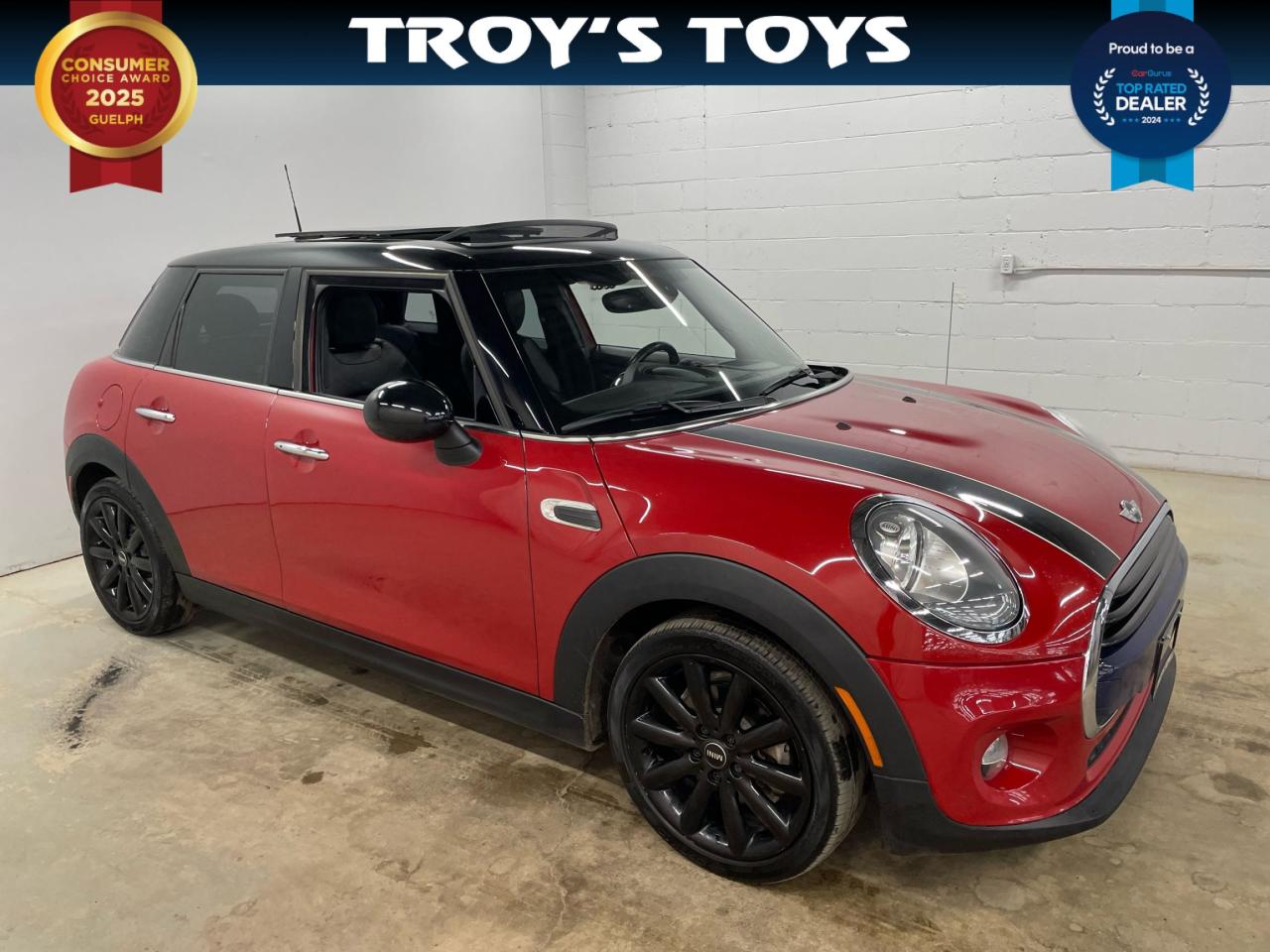 Used 2017 MINI Cooper 5dr HB for sale in Kitchener, ON