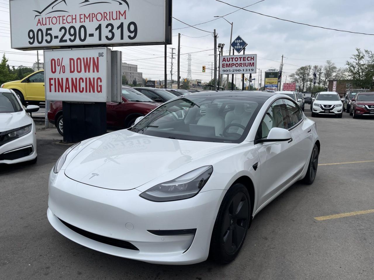 Used 2021 Tesla Model 3 SR PLUS Pearl White with WHITE INT / Pano Roof / Leather for sale in Mississauga, ON