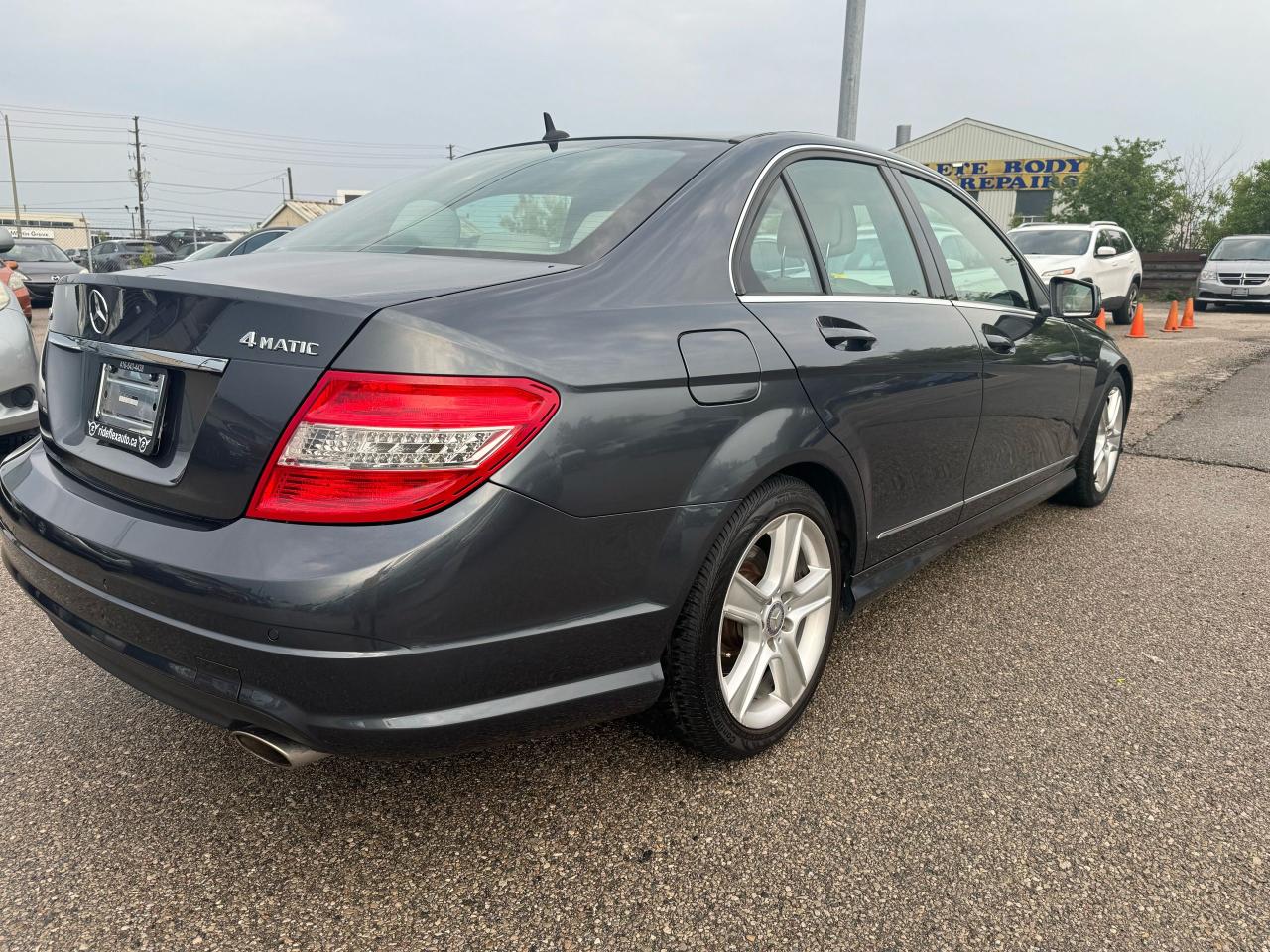 2011 Mercedes-Benz C-Class C 300 - Photo #5