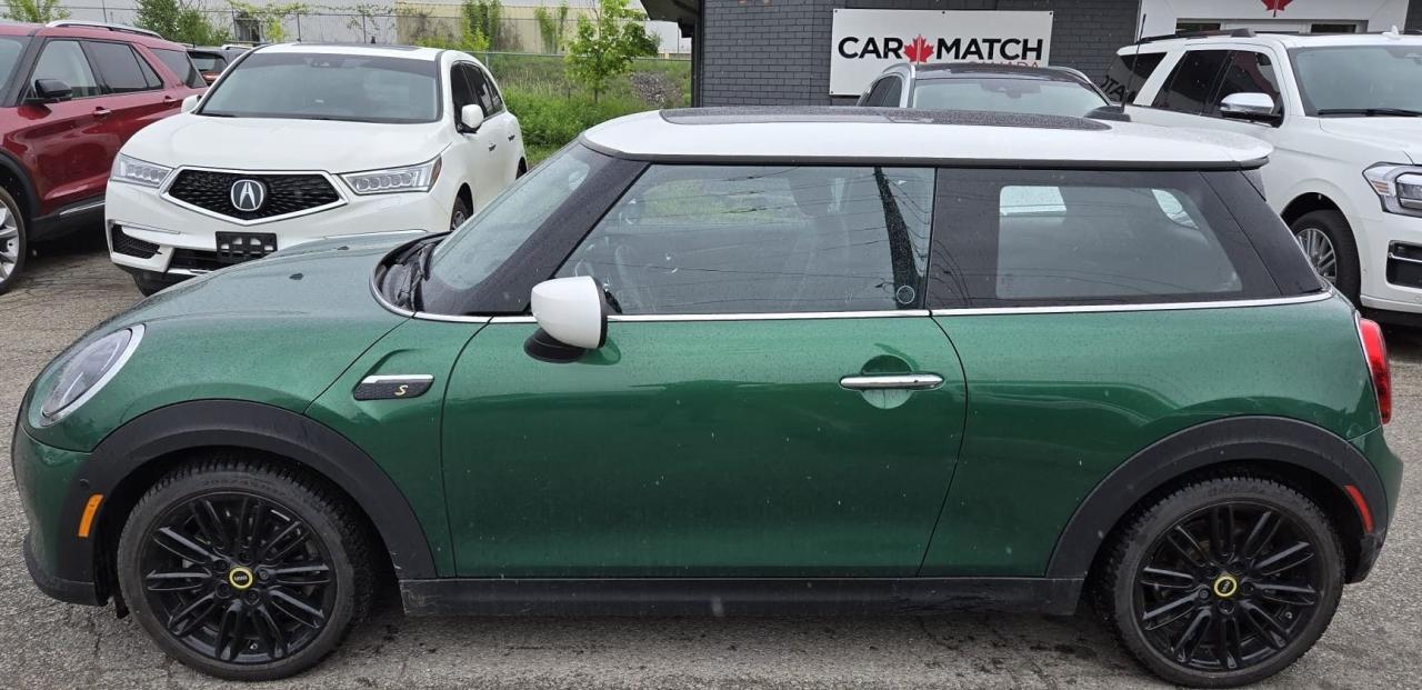 2023 MINI Cooper COOPER SE / NO ACCIDENTS / SUNROOF / LEATHER / NAV - Photo #2