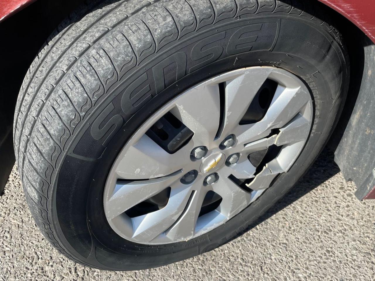 2012 Chevrolet Cruze AS IS Photo11