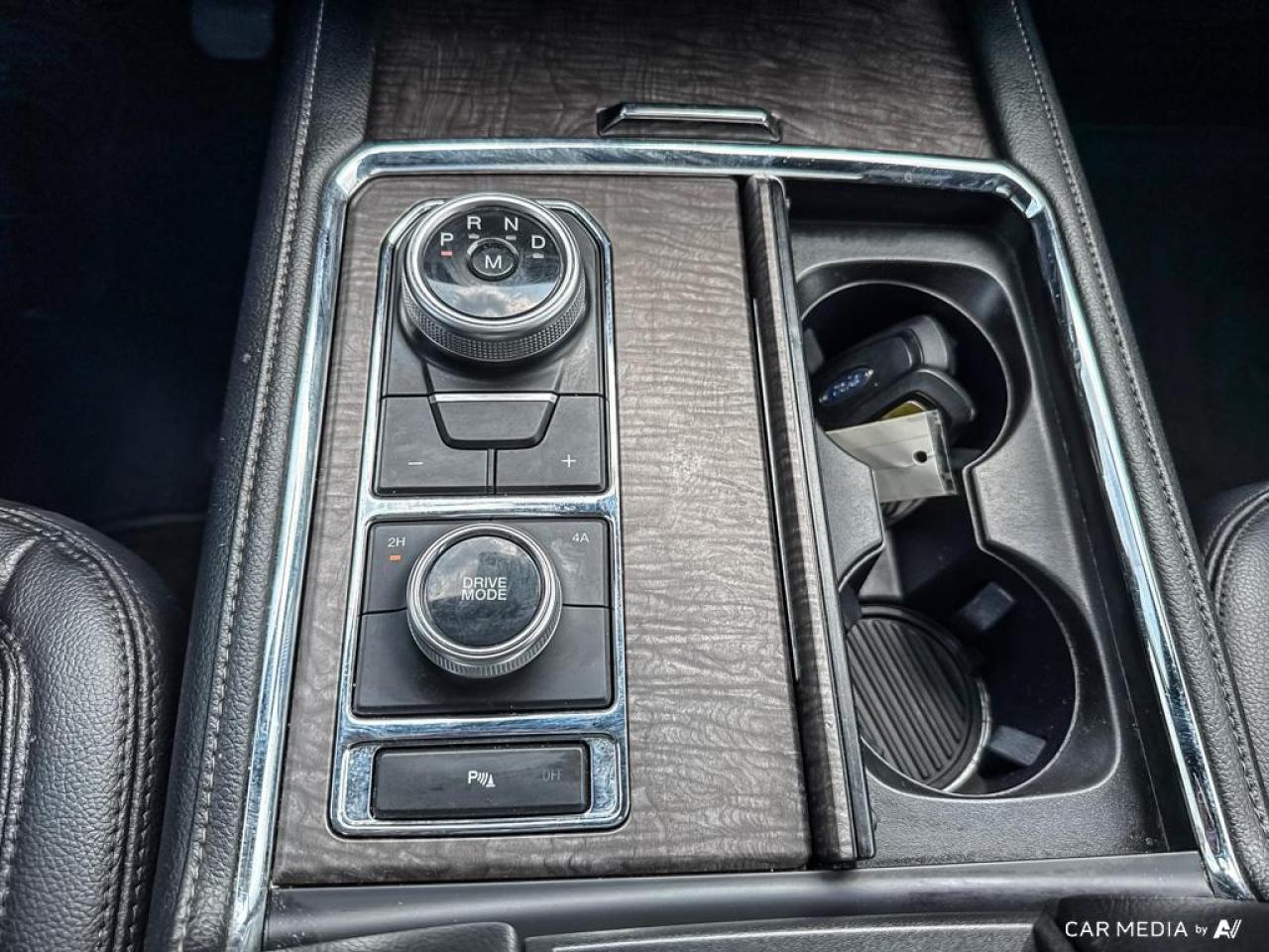 2021 Ford Expedition LIMITED / ONE OWNER / NO ACCIDENTS / LEATHER / AWD - Photo #20