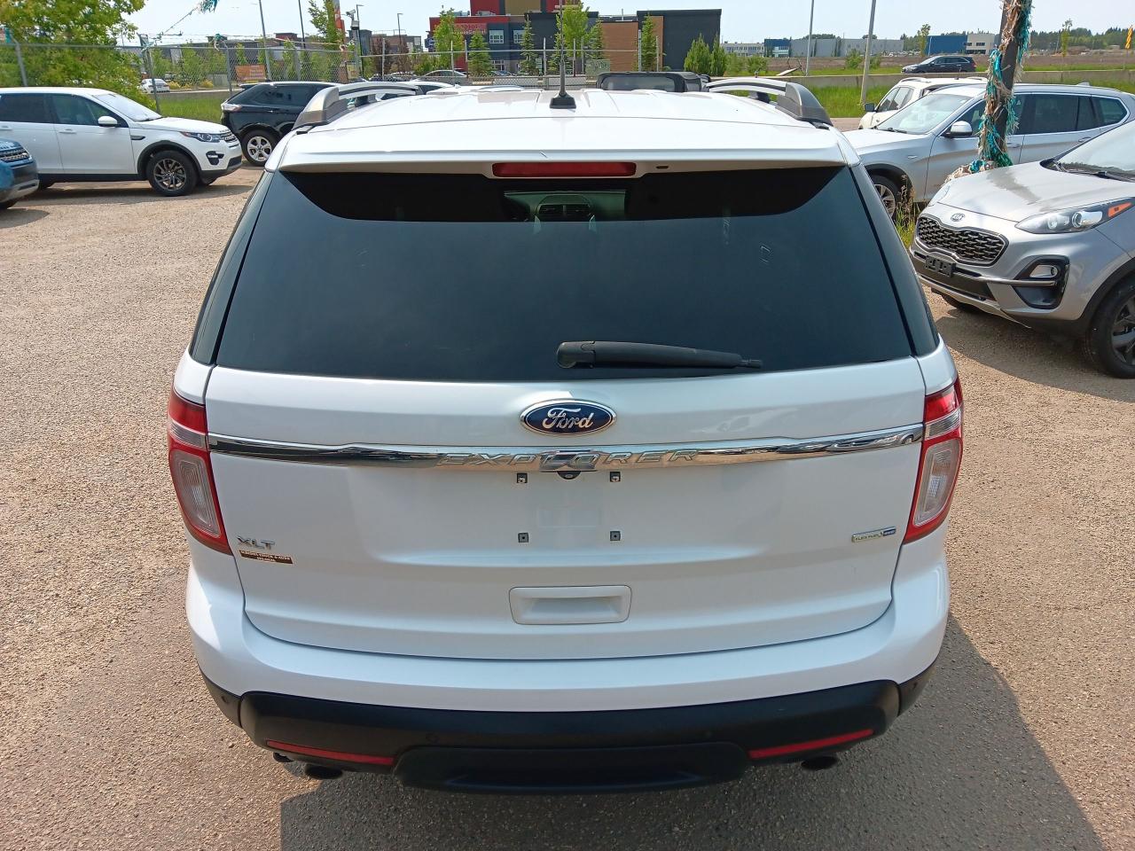 2014 Ford Explorer XLT, 7 Pass 4x4, Htd Seats, Bu Cam, Power liftgate - Photo #6
