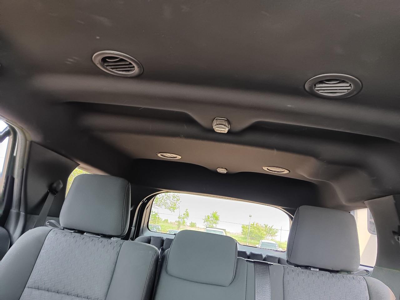 2014 Ford Explorer XLT, 7 Pass 4x4, Htd Seats, Bu Cam, Power liftgate - Photo #24