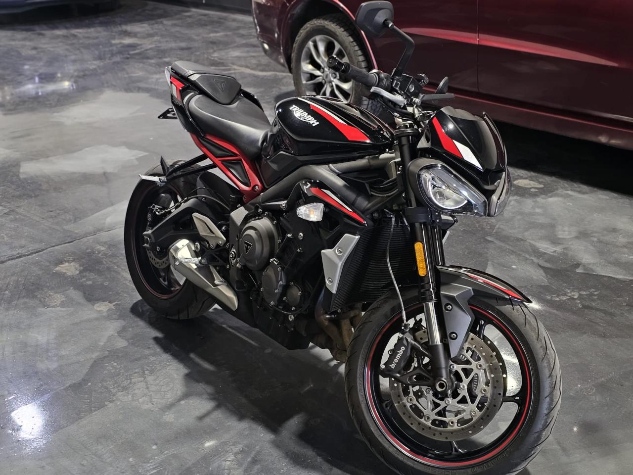 2021 Triumph Speed Triple R 765R - Photo #7