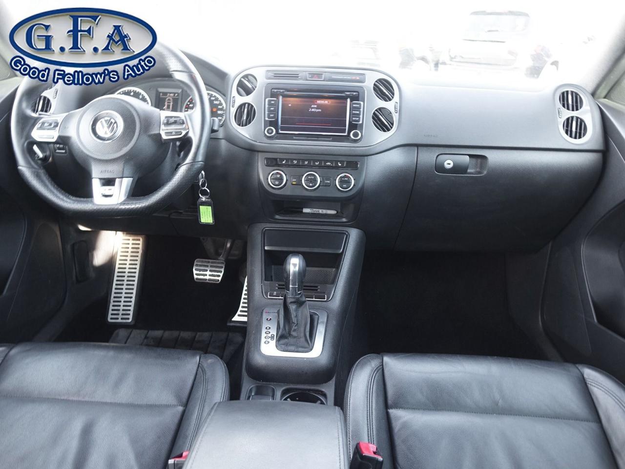 2014 Volkswagen Tiguan AWD, HIGHLINE MODEL, ALLOY WHEELS, PANORAMIC ROOF, - Photo #12
