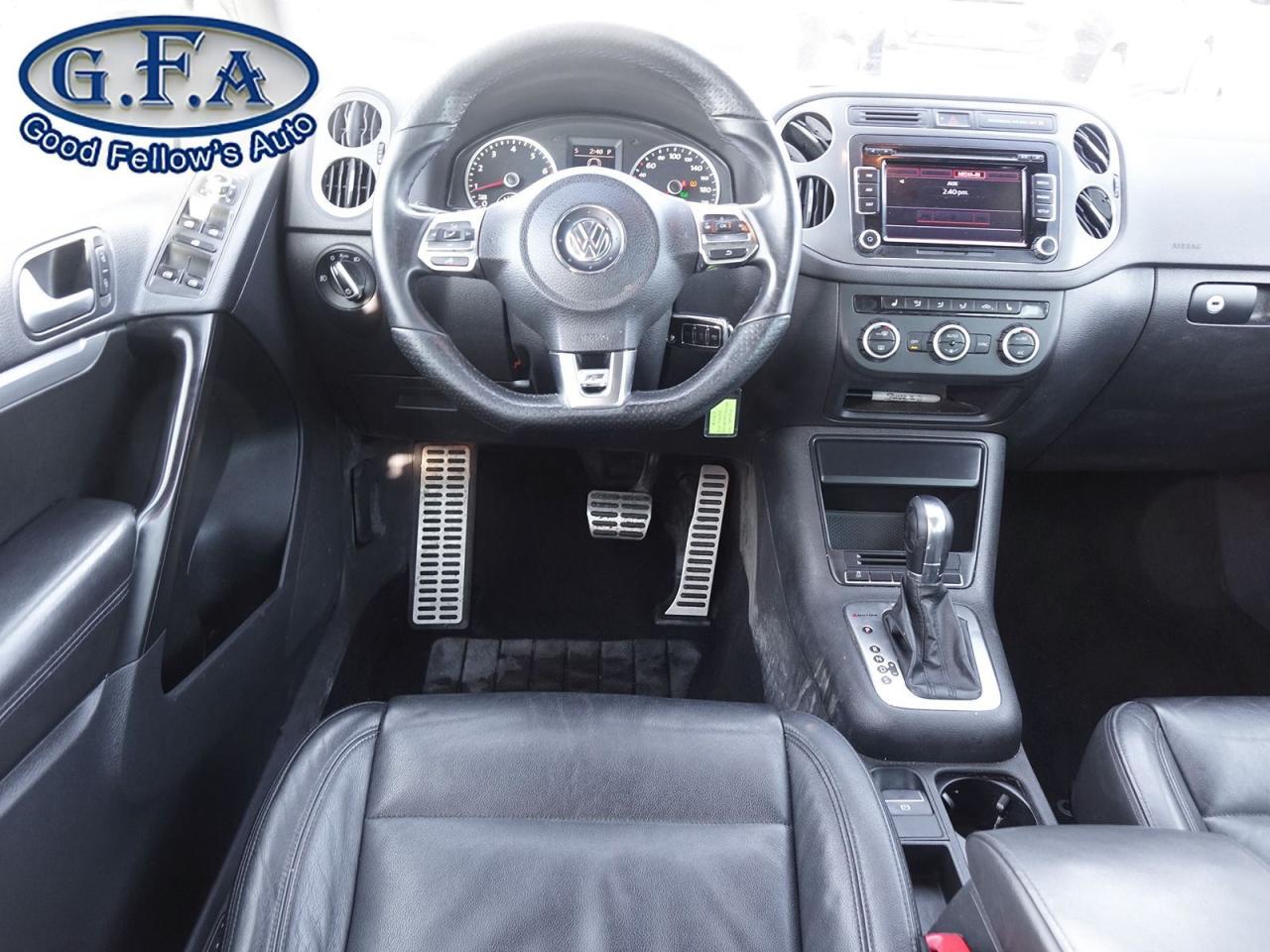 2014 Volkswagen Tiguan AWD, HIGHLINE MODEL, ALLOY WHEELS, PANORAMIC ROOF, - Photo #13