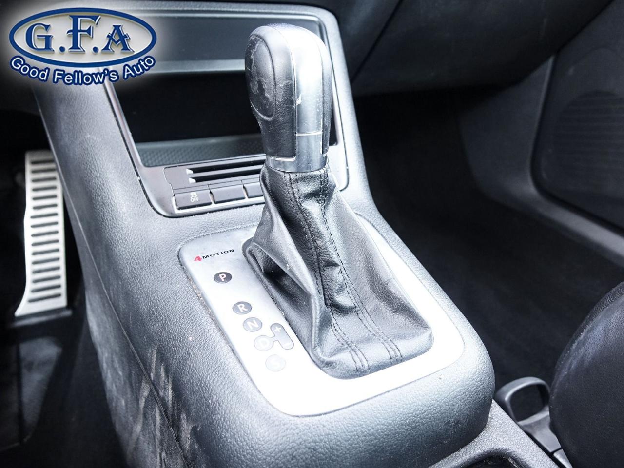 2014 Volkswagen Tiguan AWD, HIGHLINE MODEL, ALLOY WHEELS, PANORAMIC ROOF, - Photo #16