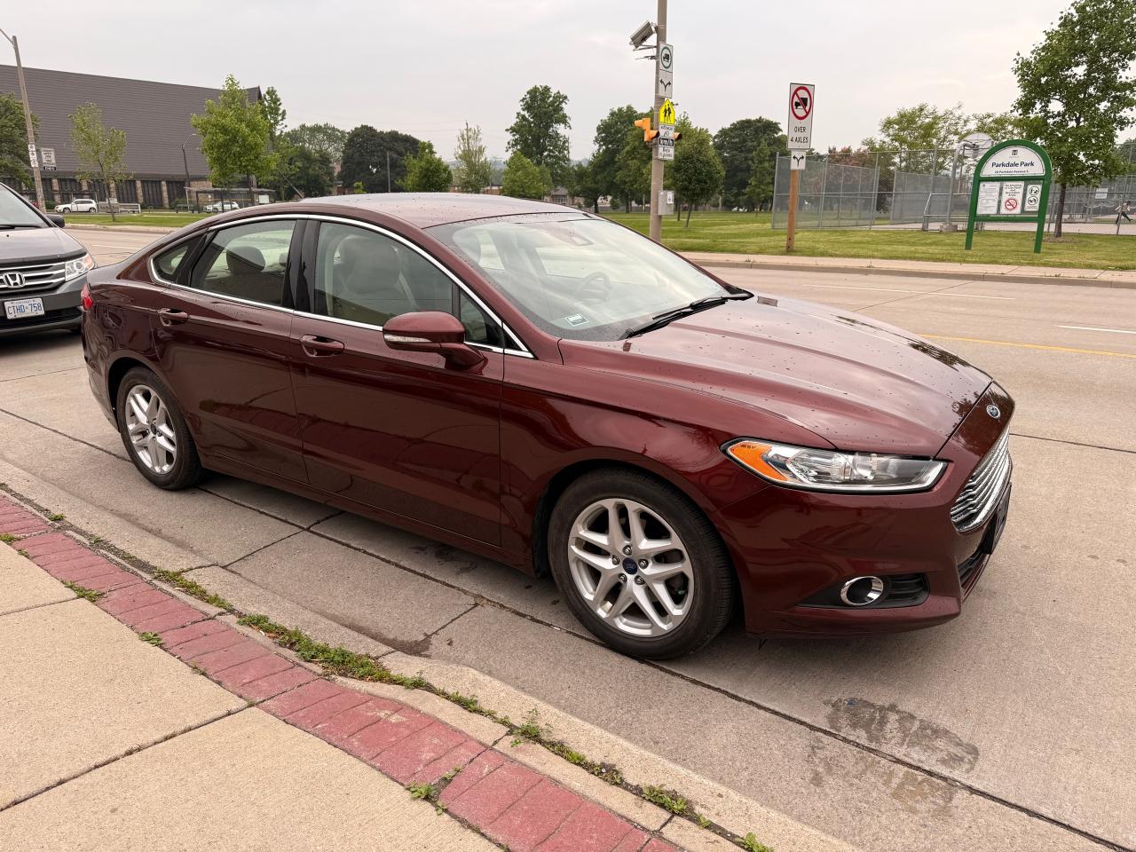 2015 Ford Fusion SE - Photo #7
