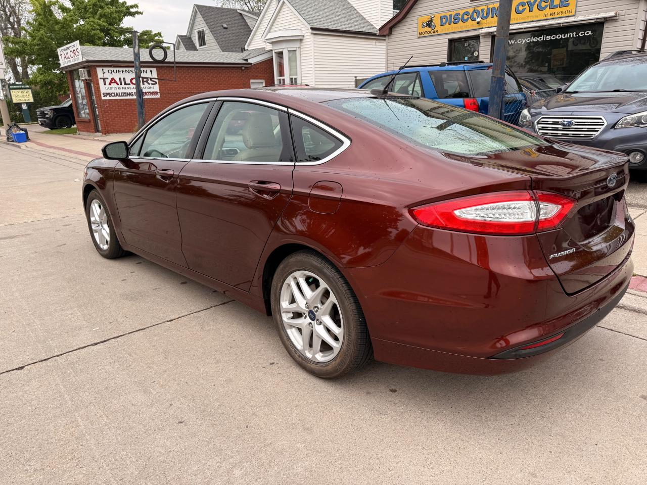 2015 Ford Fusion SE - Photo #13