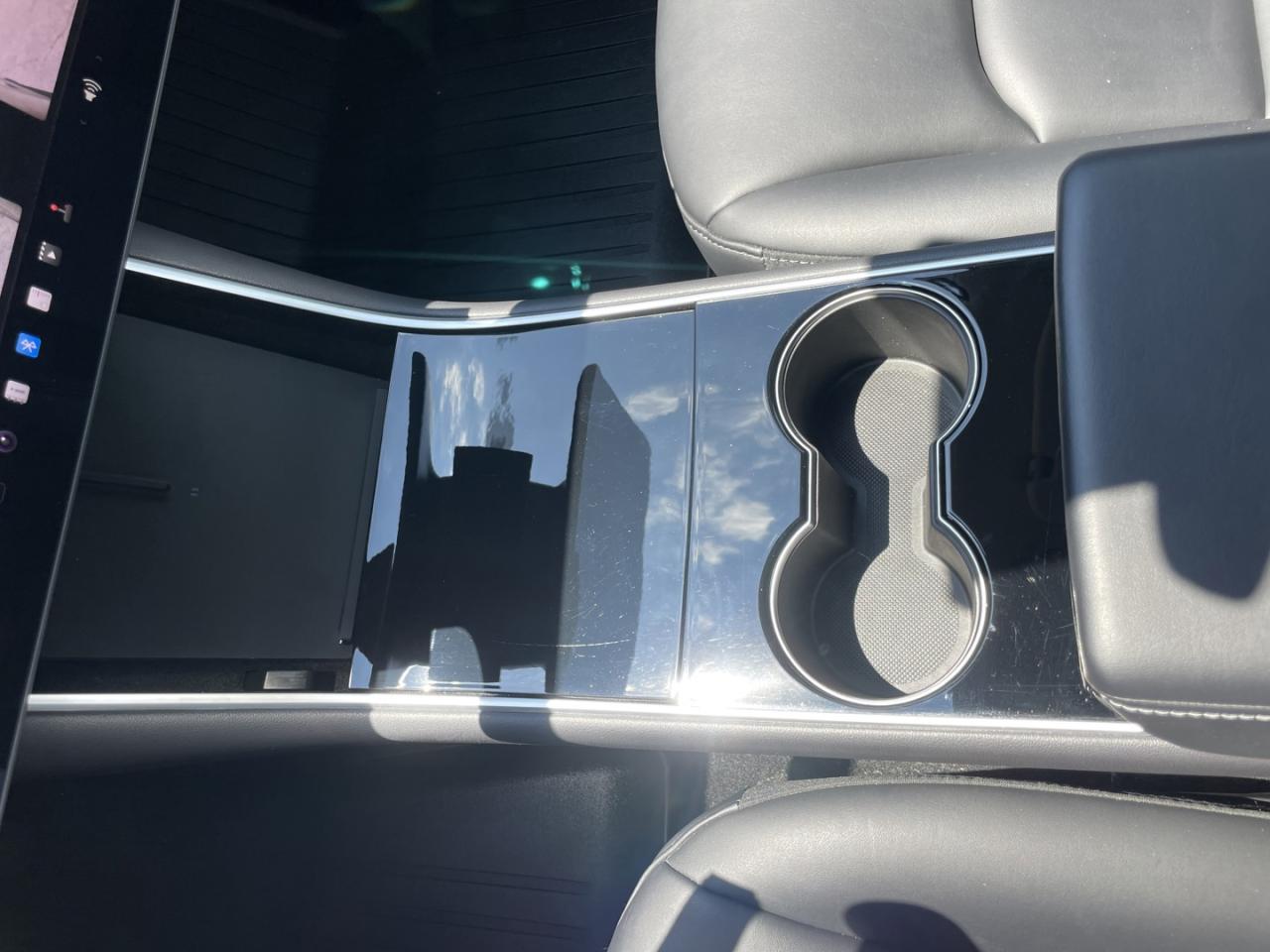 2019 Tesla Model 3 LONG RANGE - Photo #17