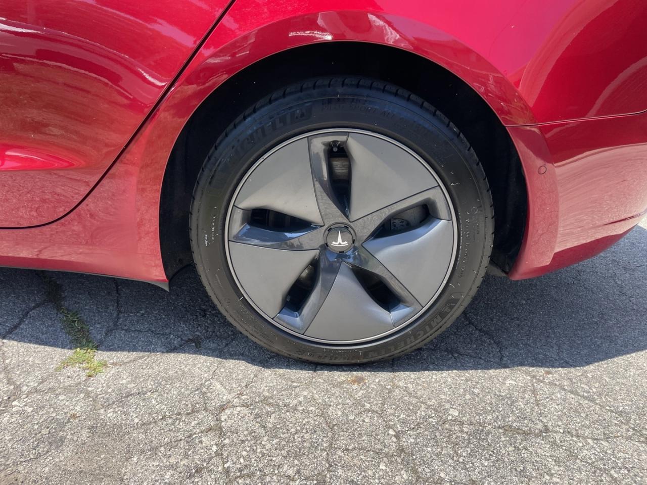 2019 Tesla Model 3 LONG RANGE - Photo #19